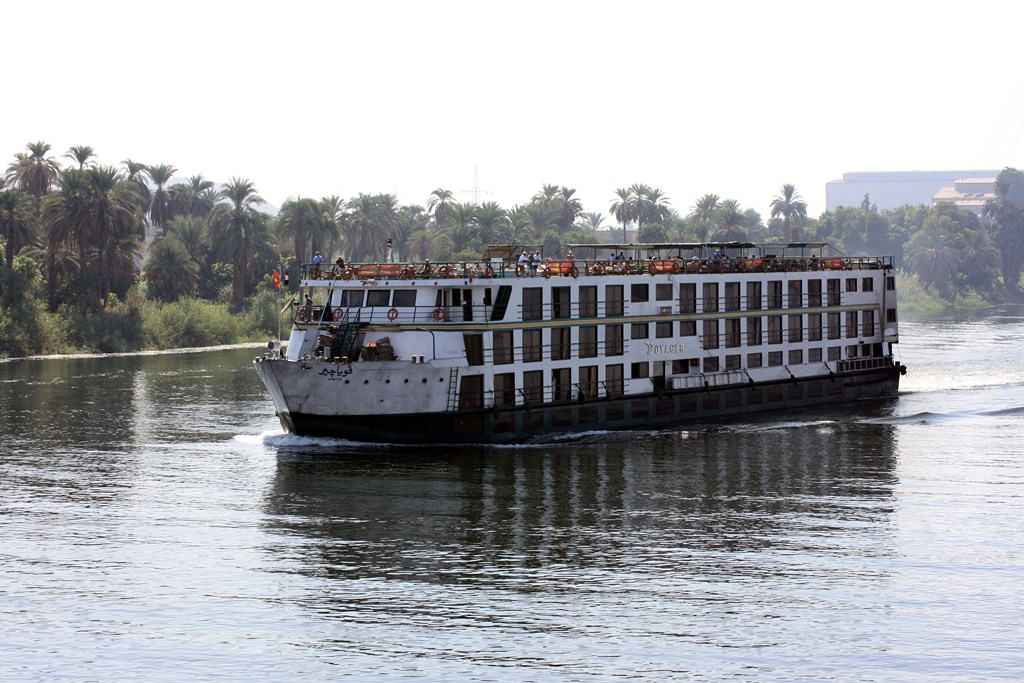 Typisches Nil-Kreuzfahrtschiff